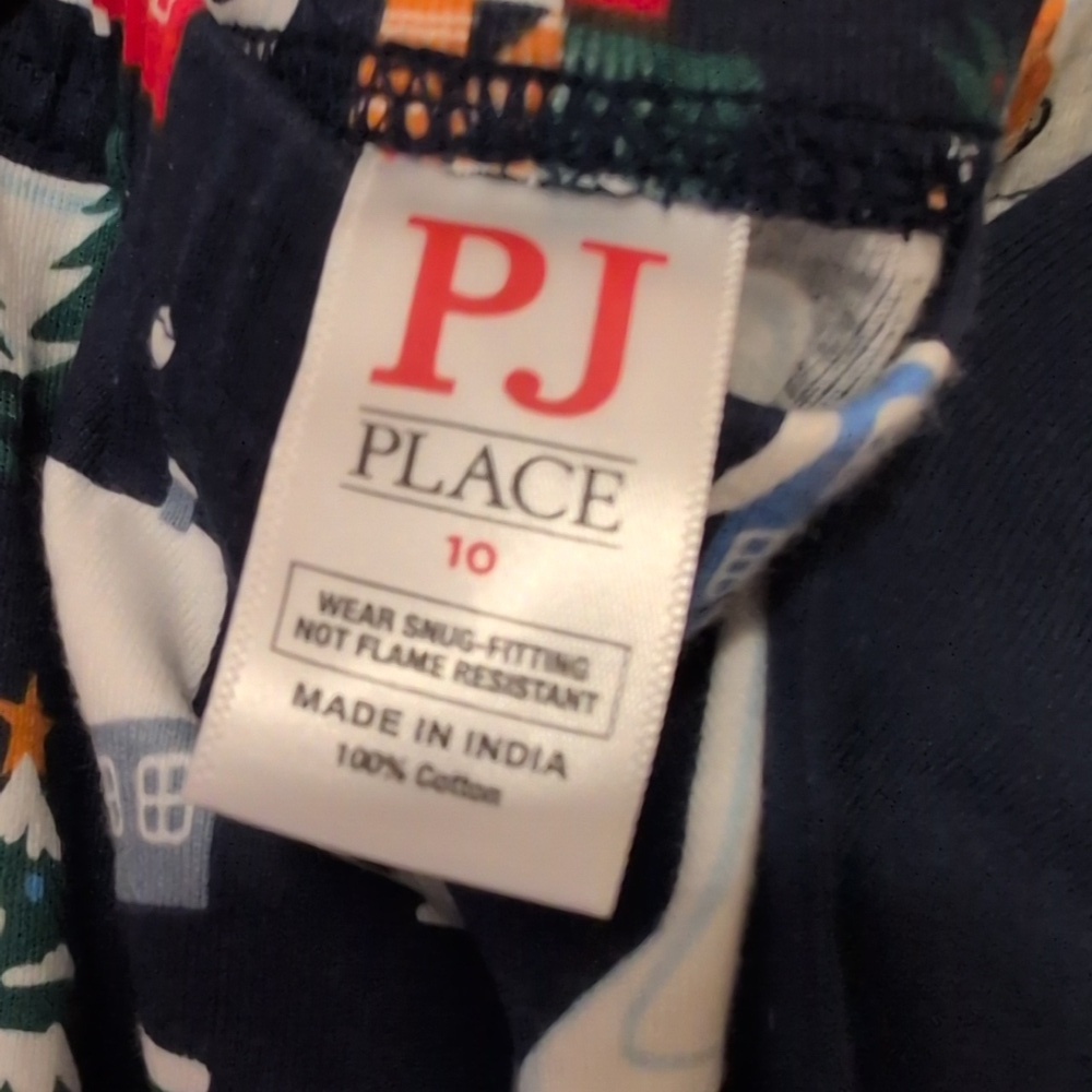 Children's Place Kids Christmas Home For  The Holidays Pajama Set Bundle - Picture 4 of 7